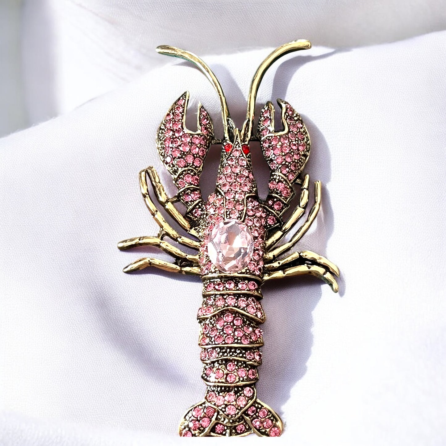 Fashionable Retro Large Crawfish Pendant Brooch - Perfect for Mardi Gras
