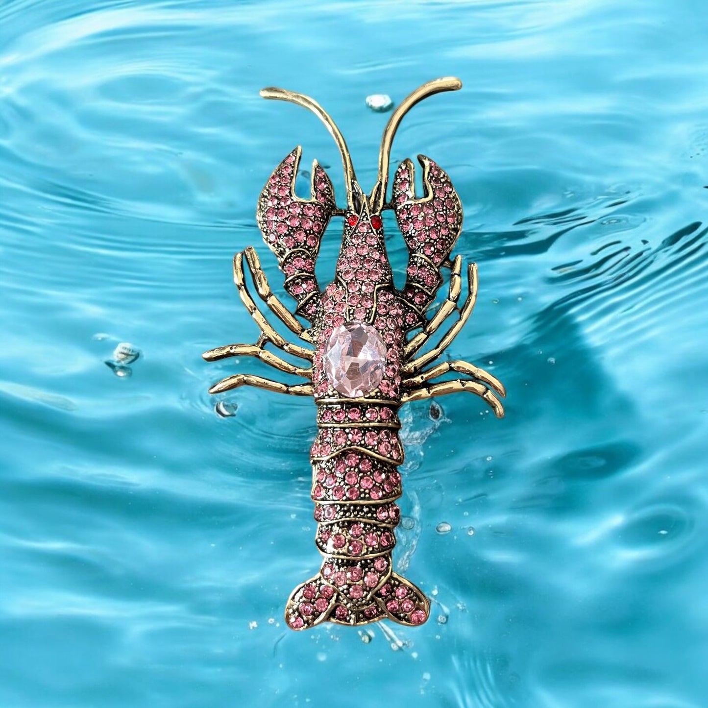 Fashionable Retro Large Crawfish Pendant Brooch - Perfect for Mardi Gras