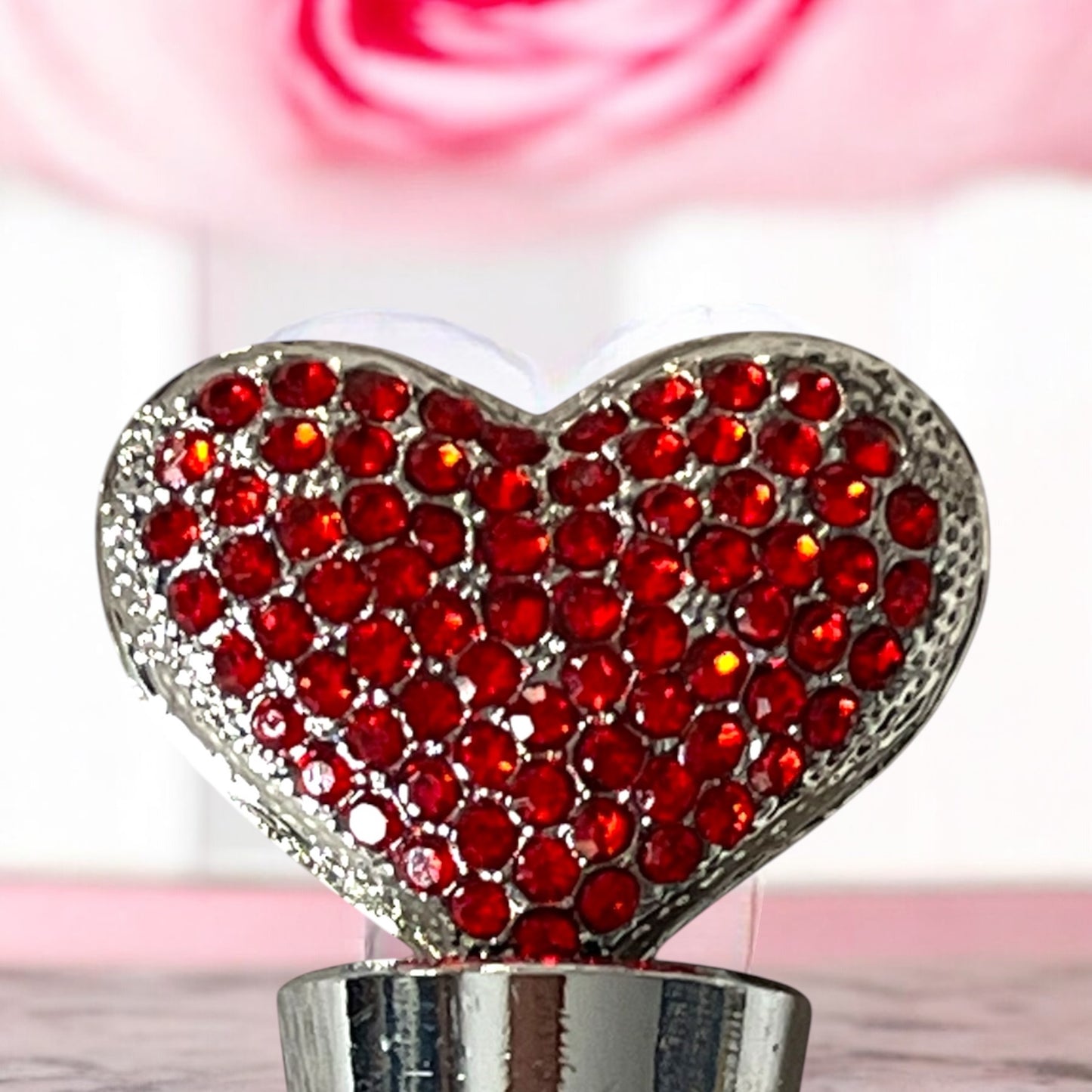 Rhinestone Red Heart Wine Stopper: Perfect for Mother's Day and Valentine's Day