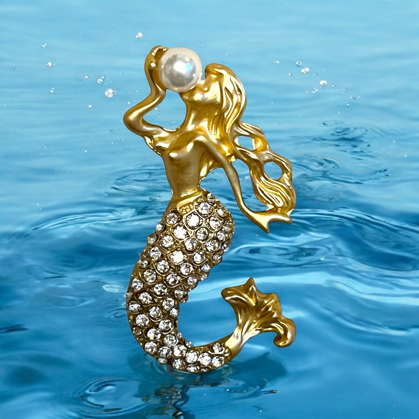 Retro Mermaid Brooch with Rhinestones - Elegant Lapel Pin for Dresses, Coats, Sweaters, and Suits