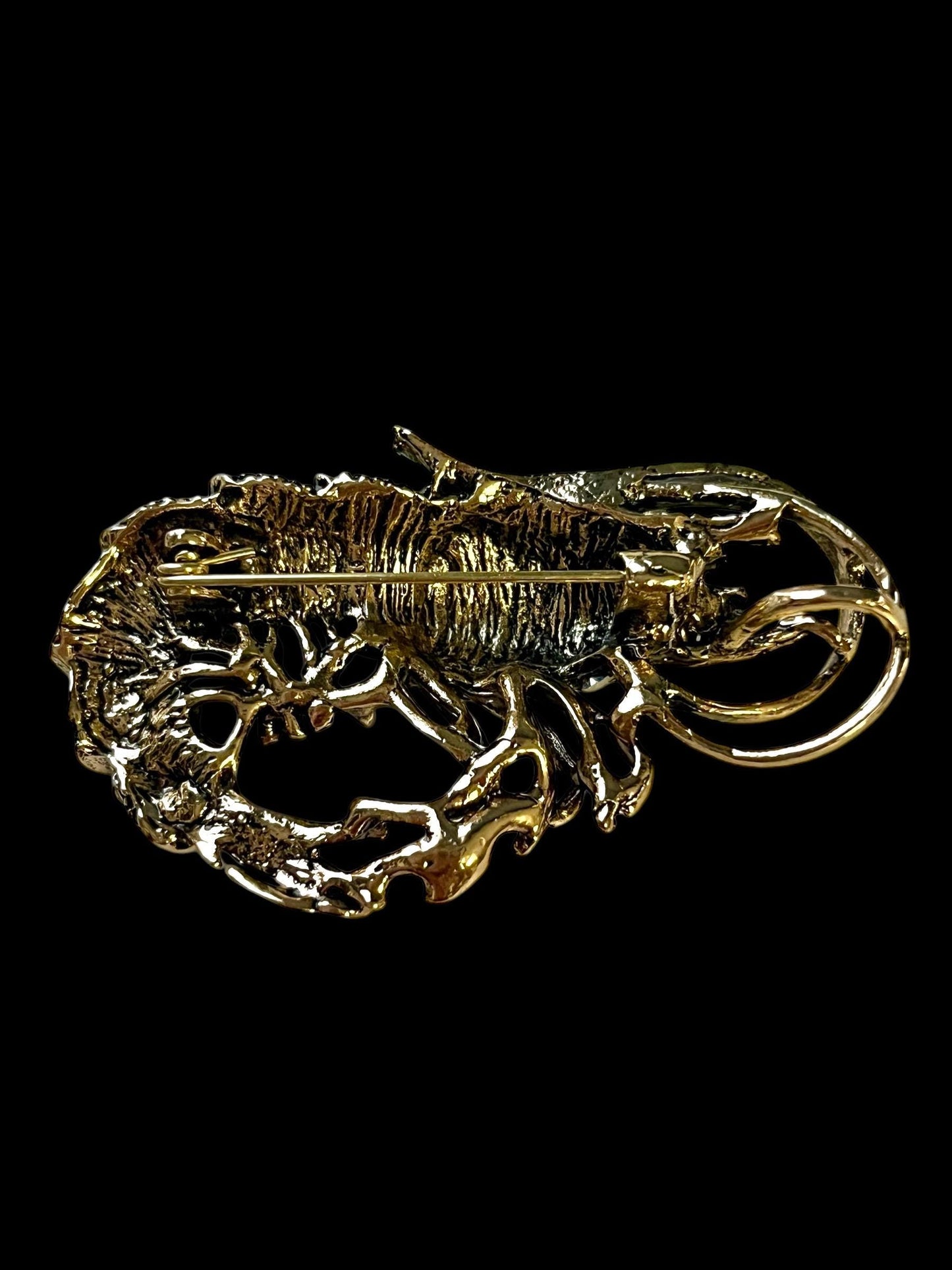 Chic Vintage-Inspired Rhinestone Crayfish or Crawfish Brooch - Unique & Quirky Accessory for Women's Outfit