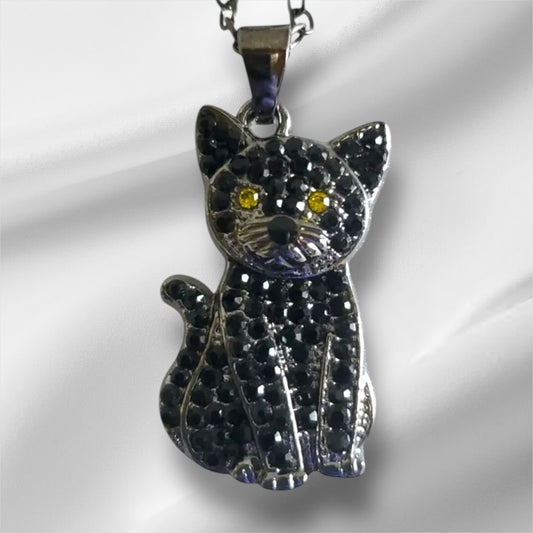 Black Cat Rhinestone Pendant Necklace – Vintage Style with Yellow Eyes