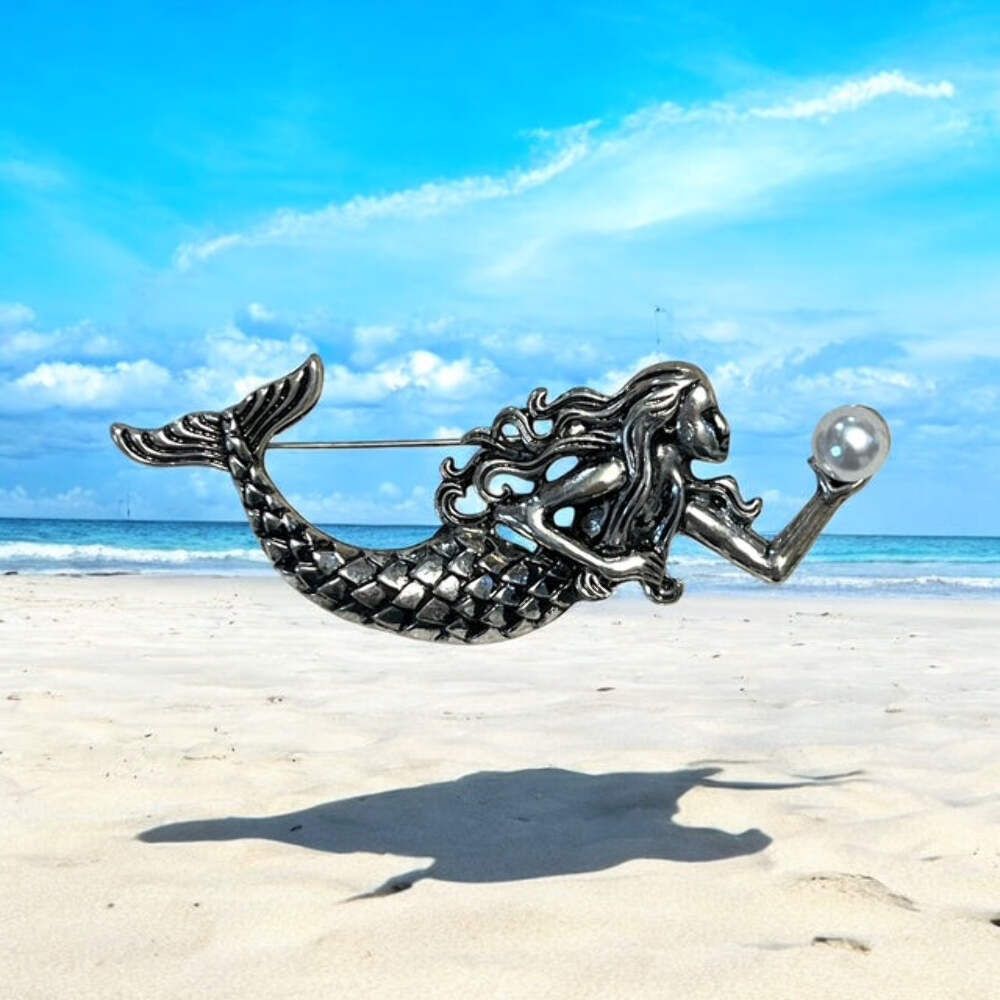 Mermaid Brooch – Ocean-Inspired Jewelry