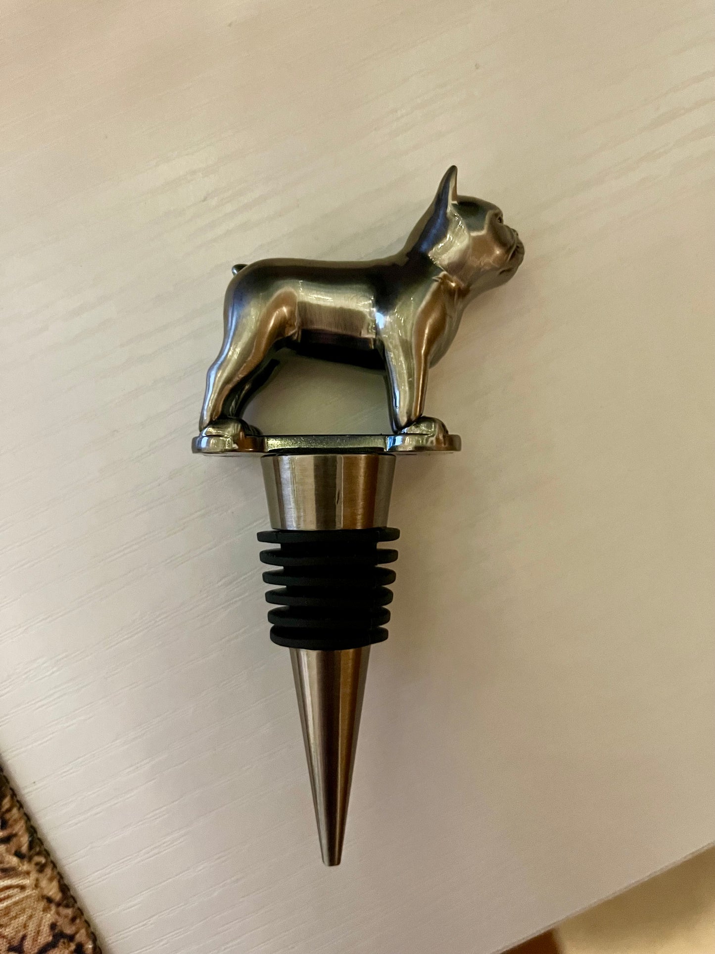 Adorable French Bulldog Frenchie Lover Gold or Pewter Metal Wine Bottle Stopper - Must-Have for Your Bar Collection