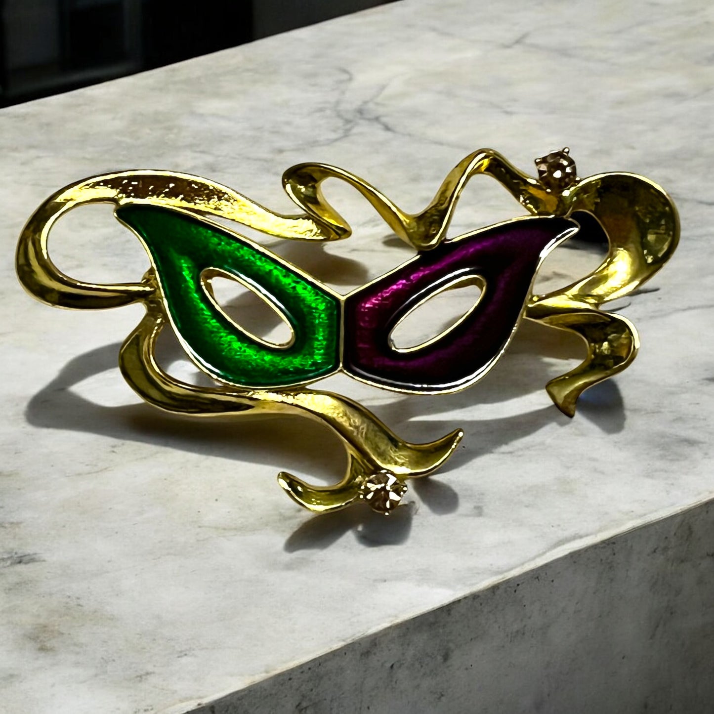 Elegant Vintage Inspired Mardi Gras Mask Brooch Pin