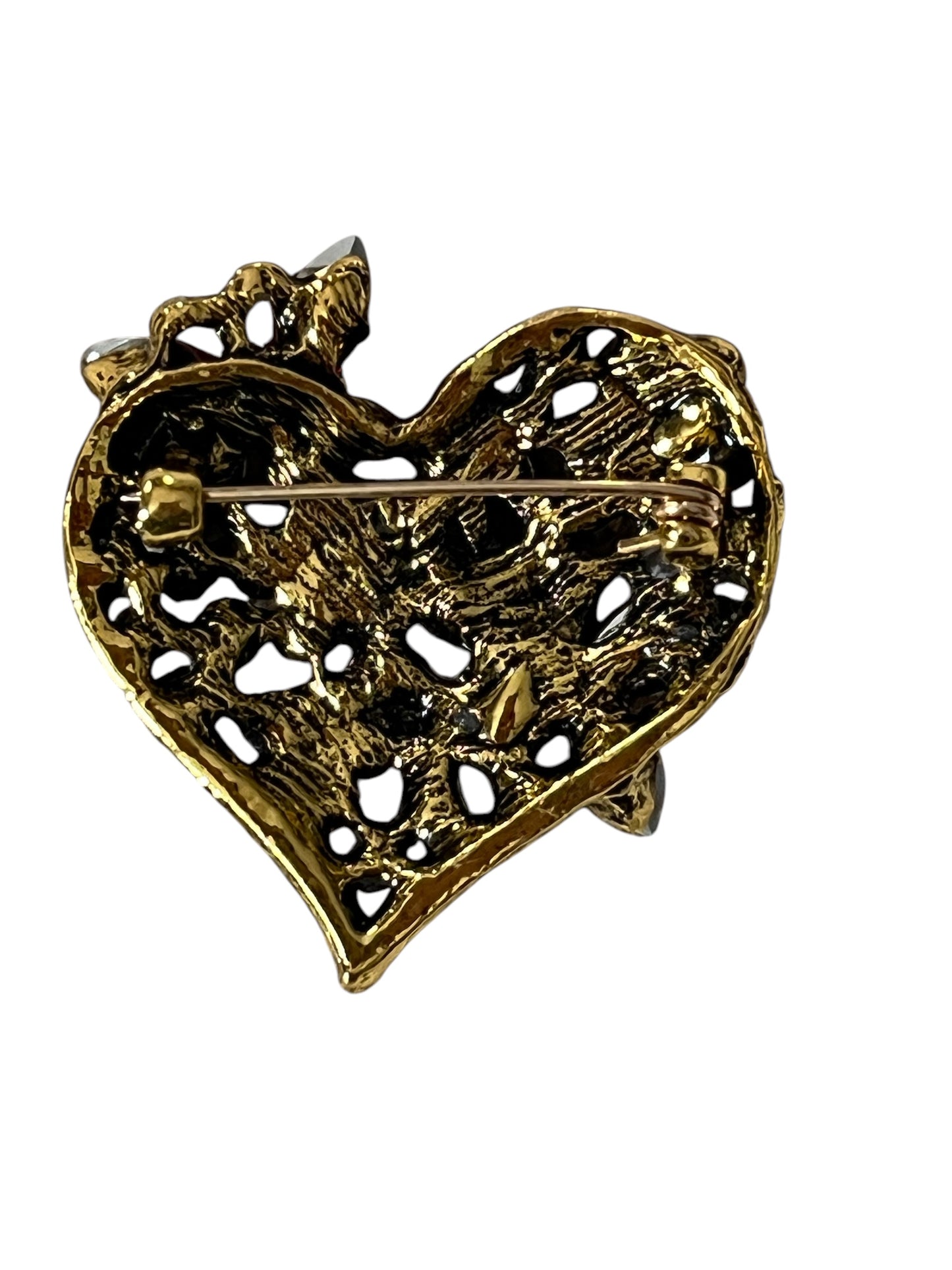 Vintage-Inspired Rhinestone Butterfly Brooch with Heart-Shaped Pin RED or BLUE– Valentine's Day Fashion Accessory for Clothing and Bags