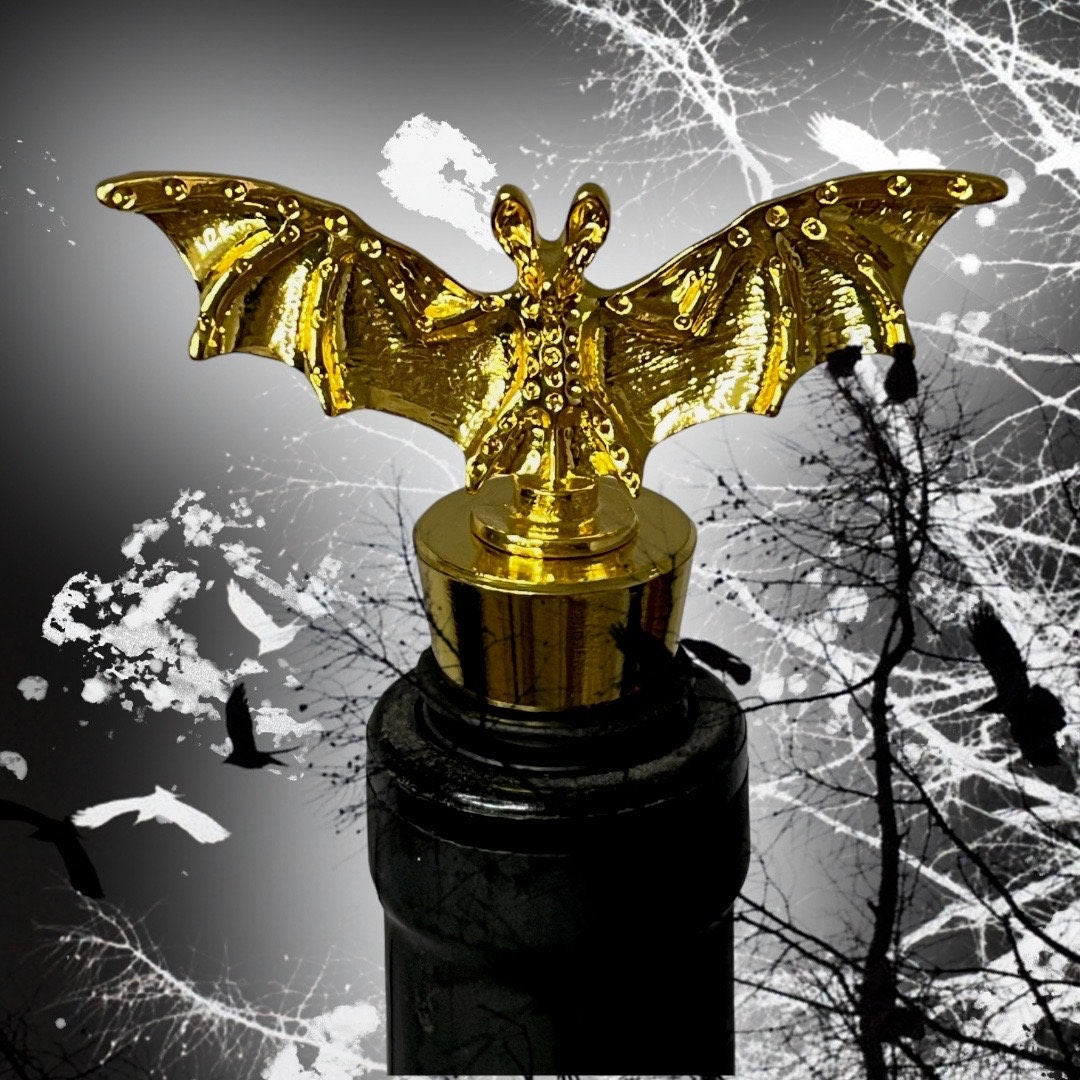 Halloween Bat Wine Stopper. Gold. Decorative Beverage Preserver.