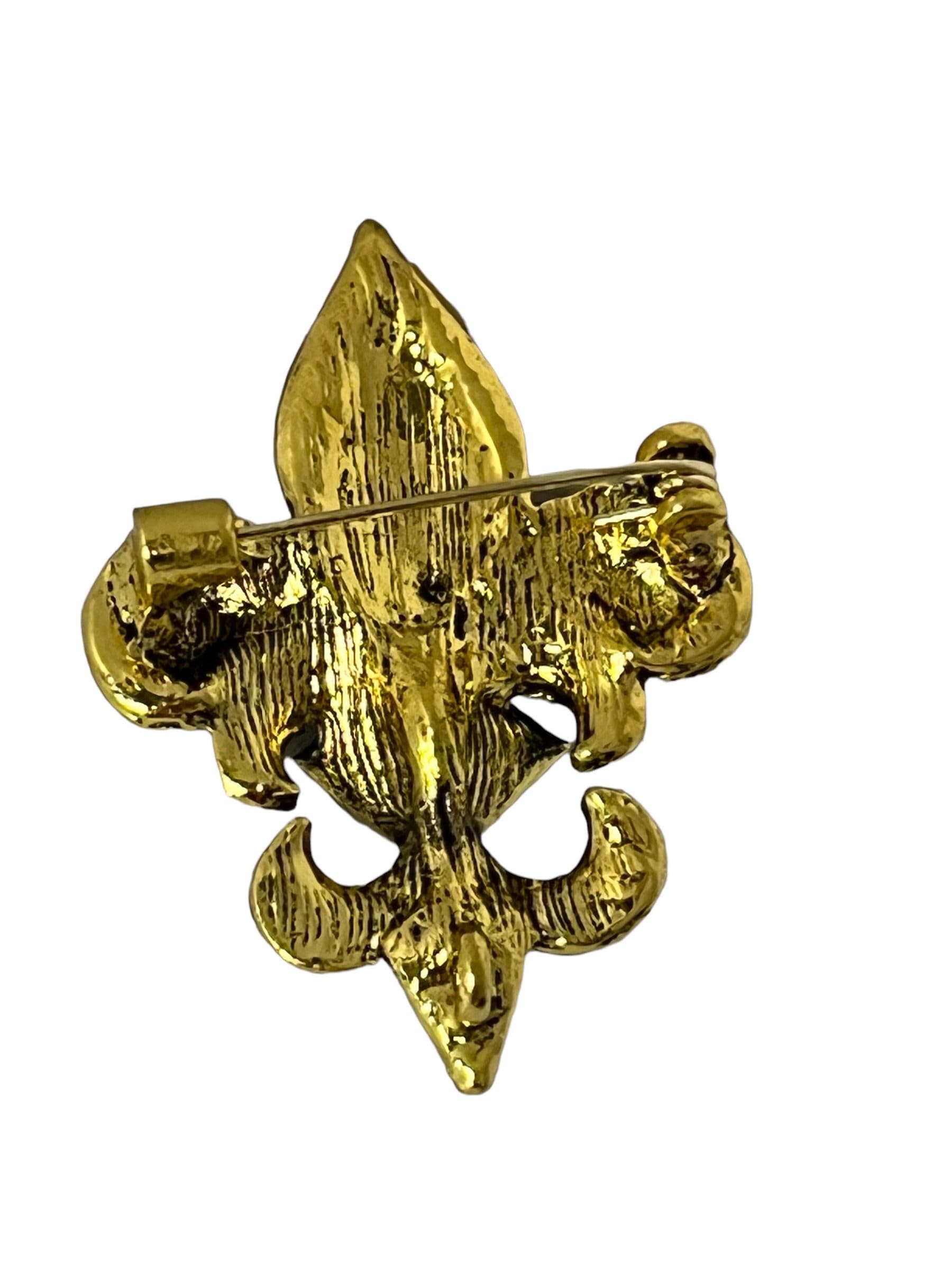 Vintage Style Fleur De Lis Brooch Pin with Rhinestones - Perfect for Party and Formal Events