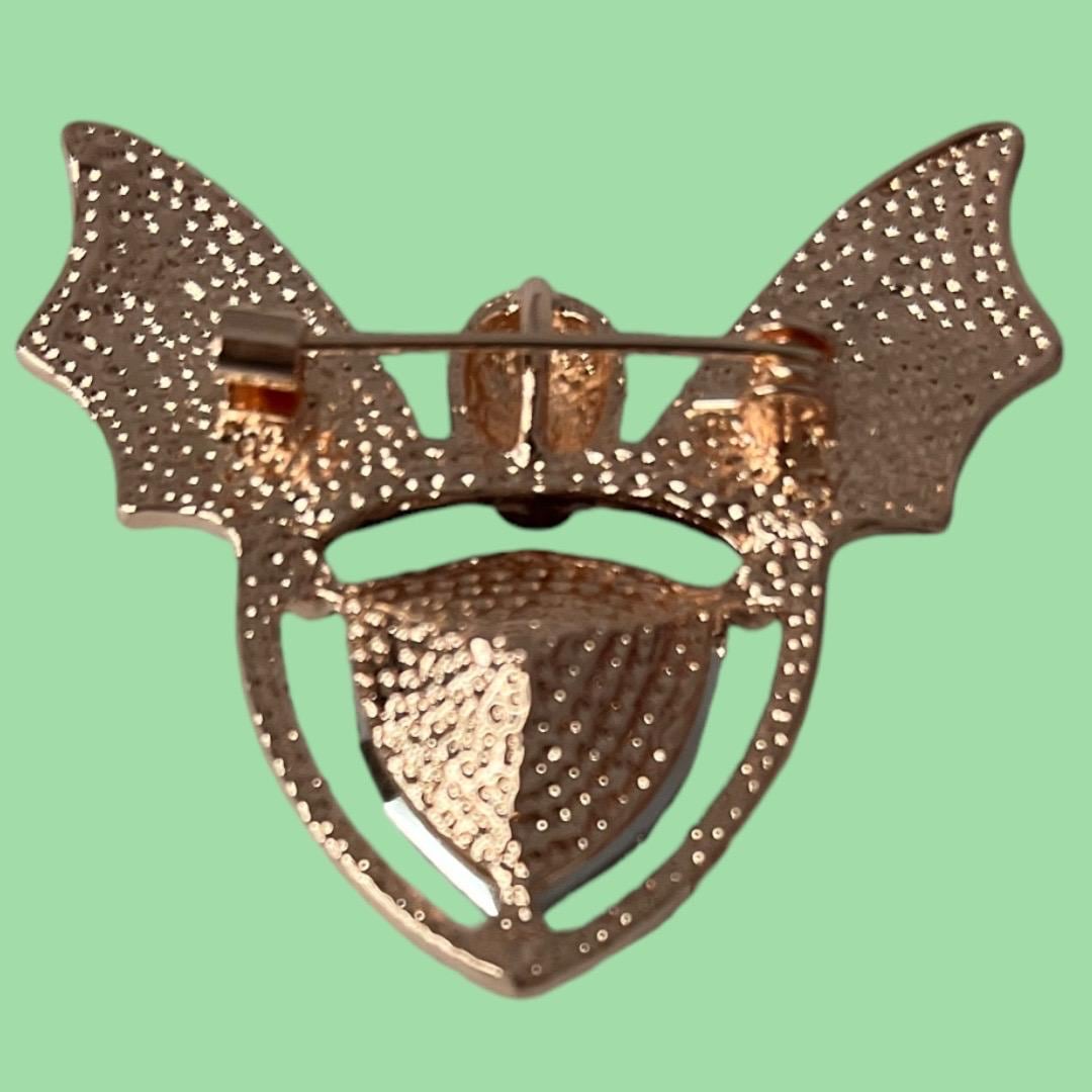 Chic Skull Bat Brooch Pin Necklace - Faux Crystal Inlay, Delicate Punk Style, Gothic Halloween Jewelry