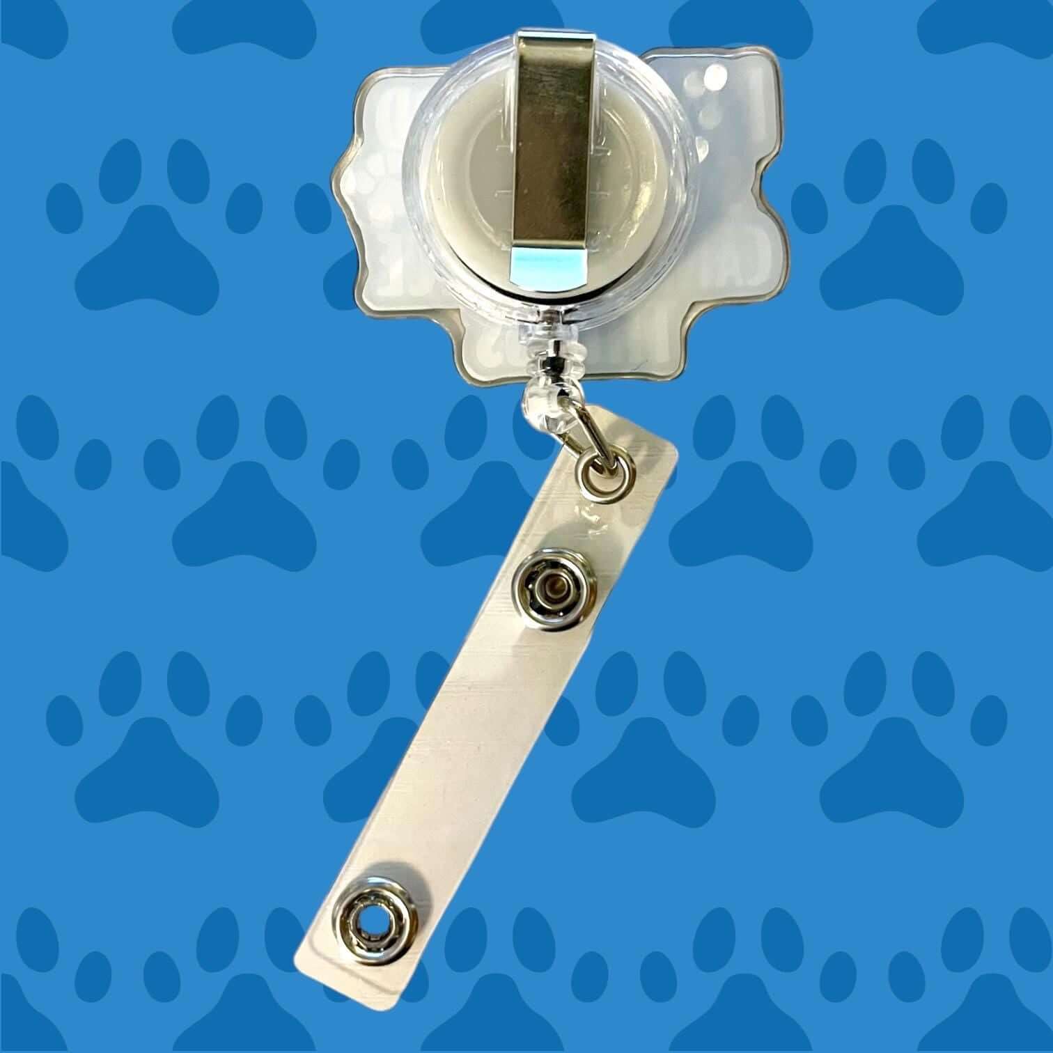 Retractable Badge Reel for Dog Lovers - Sturdy Acrylic with Paw Print Design, Ideal for Teachers, Techs, Nurses and Doctors