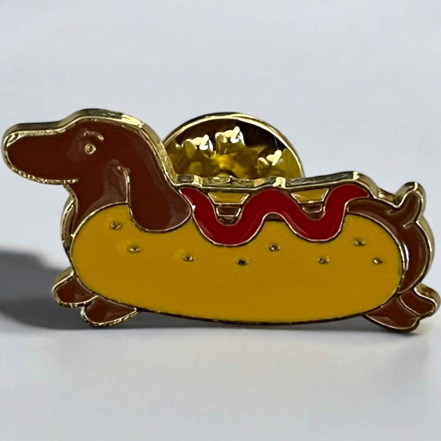 Adorable Cartoon Hotdog Dachshund Enamel Pin Badge - Vibrant Colorful Brooch for Dog Lovers and Pet Owners